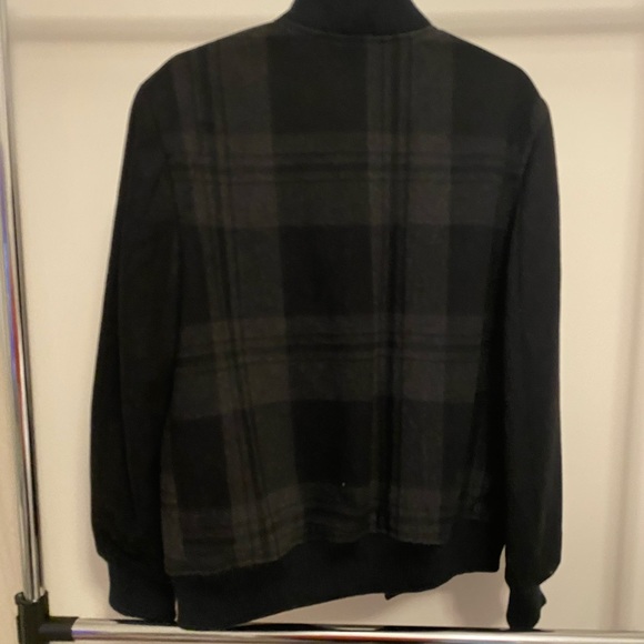 Oversized Jacket - Picture 2 of 3